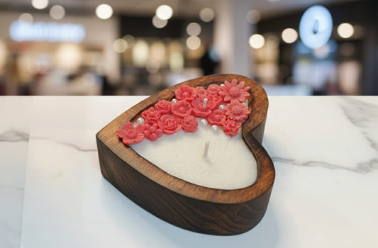 Eternal Rose – Heart Shaped Wooden Candle