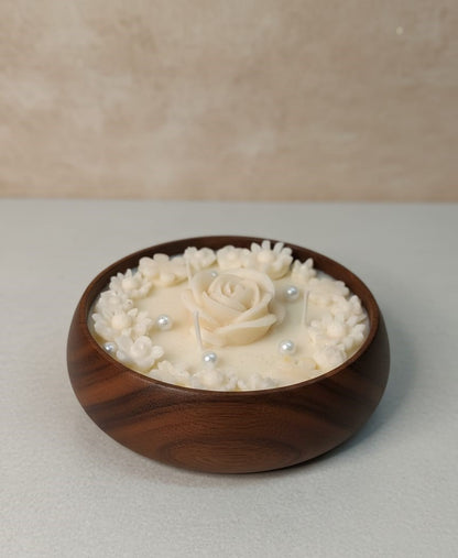 Rose Petal Bloom – Handcrafted Wooden Urli Candle